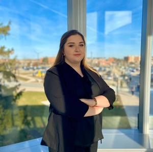 Meet your Posher, Devan